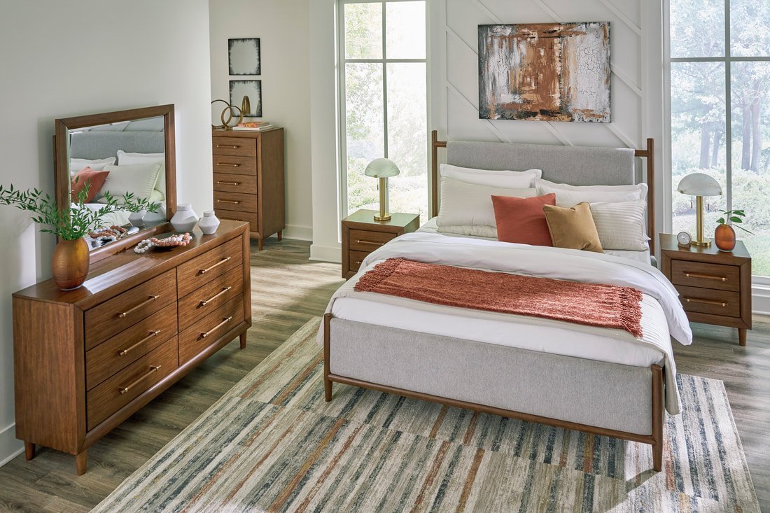 Ashly B615 - Bedroom Set 4pc or 5pc - Queen, King