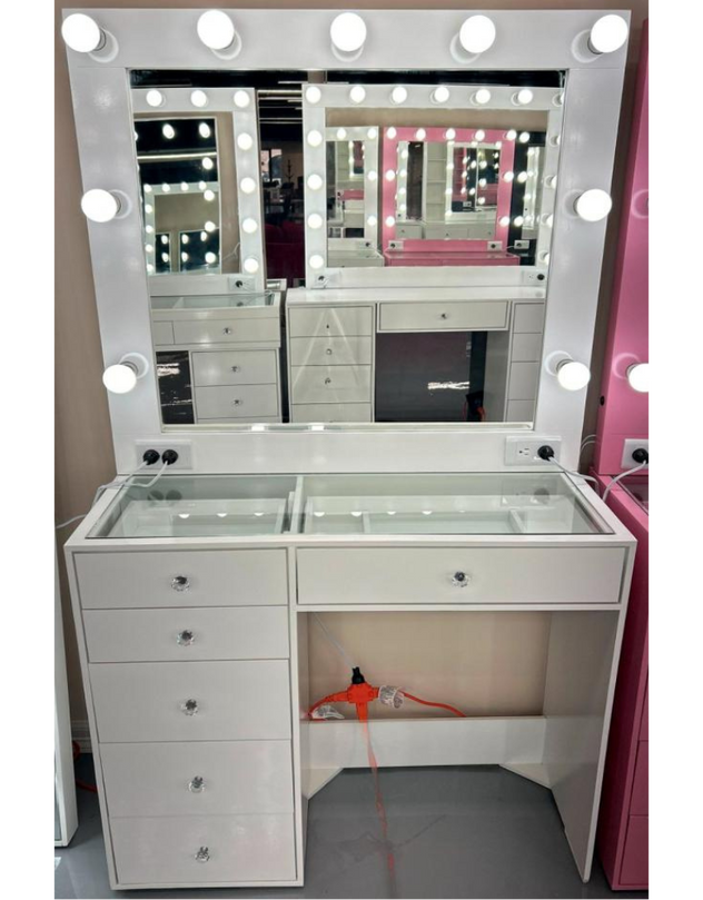 Untitled-design-2025-06-28T022617.477.png VANITY TORRE CON CRISTAL